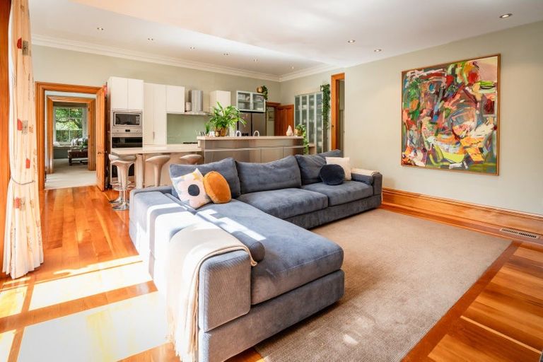 Photo of property in Lady Freyberg House, 18 Moturoa Street, Pipitea, Wellington, 6011