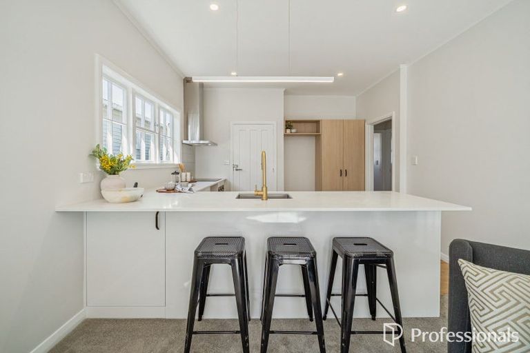 Photo of property in 12 Trafalgar Street, Waiwhetu, Lower Hutt, 5010