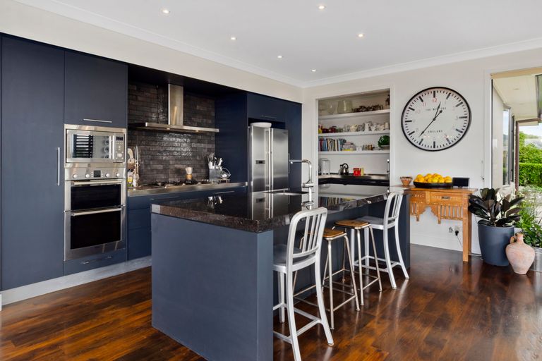 Photo of property in 167 Cape Rodney Road, Leigh, 0985