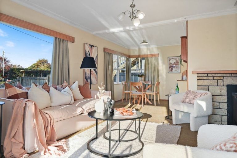 Photo of property in 14a Lynbert Road, Lynmore, Rotorua, 3010