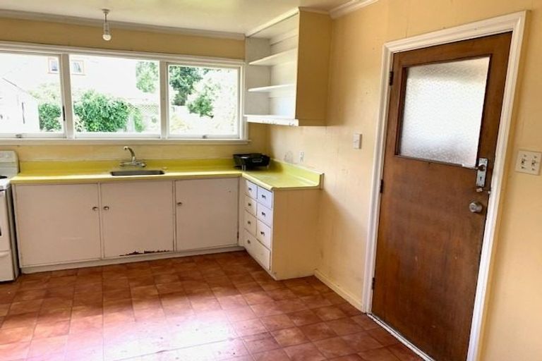 Photo of property in 5 Hanrahan Street, Upper Riccarton, Christchurch, 8041