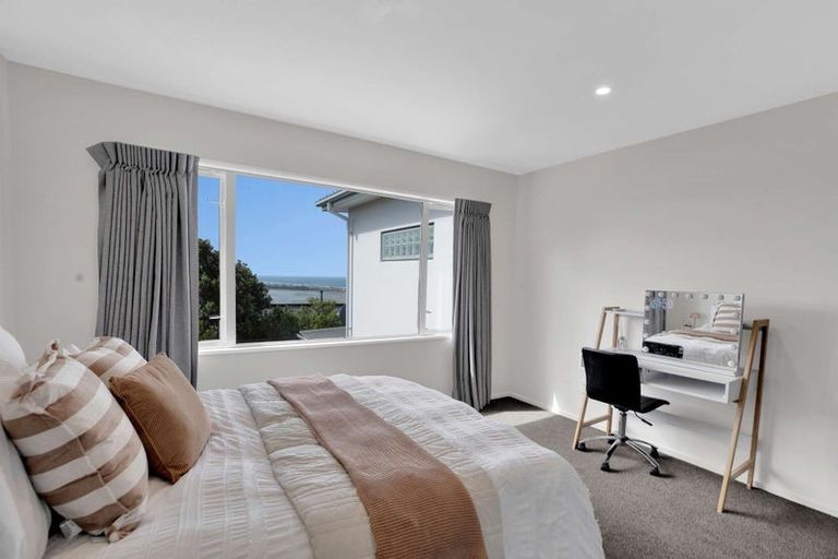 Photo of property in 3 Ledger Lane, Mount Pleasant, Christchurch, 8081