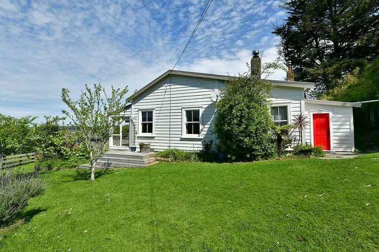 Photo of property in 11 Pinchgut Road, Kaukapakapa, 0873