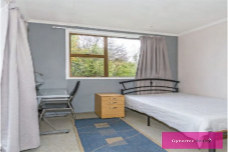 Photo of property in 35 Warren Crescent, Hillmorton, Christchurch, 8025