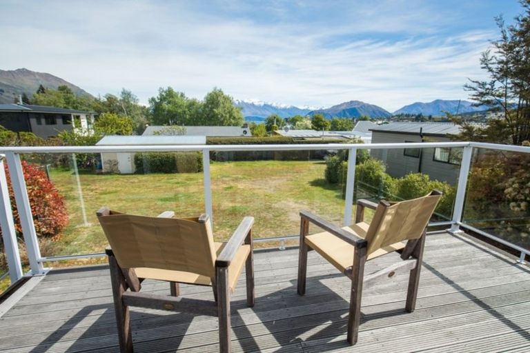 Property details for 145 Warren Street, Wanaka, 9305