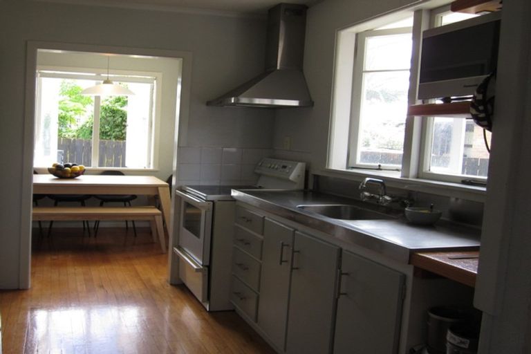 Photo of property in 581a Maunganui Road, Mount Maunganui, 3116