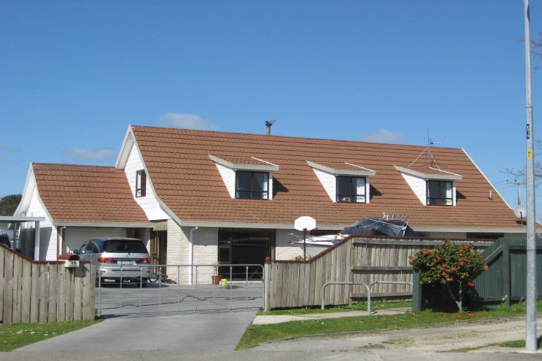 Photo of property in 12 Kanuka Place, Edgecumbe, 3120