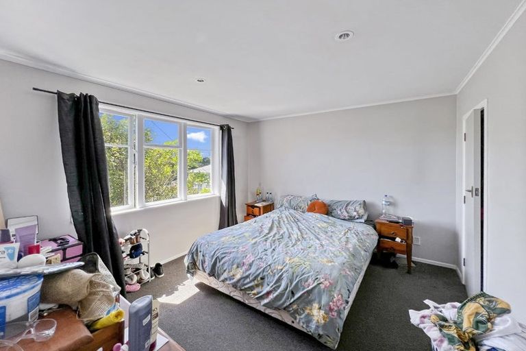 Photo of property in 79a Ohariu Road, Johnsonville, Wellington, 6037