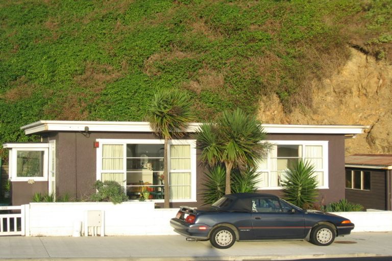 Photo of property in 150 Saint Andrews Road, Plimmerton, Porirua, 5026