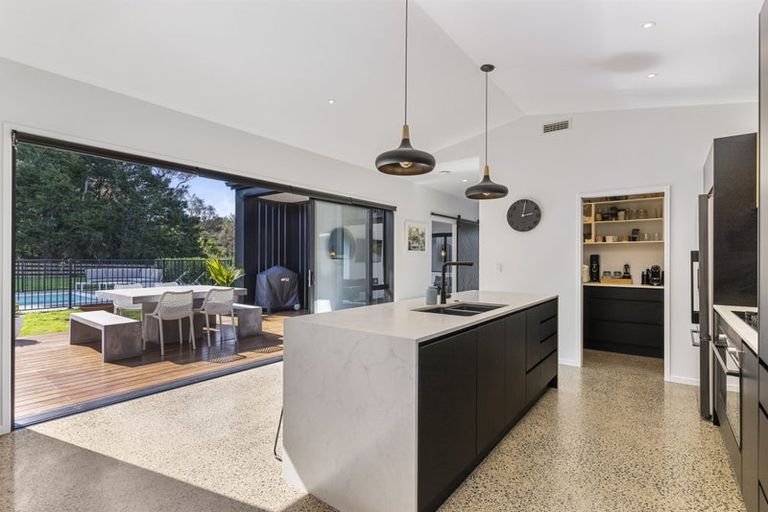 Photo of property in 355 Waitoki Road, Waitoki, Kaukapakapa, 0871