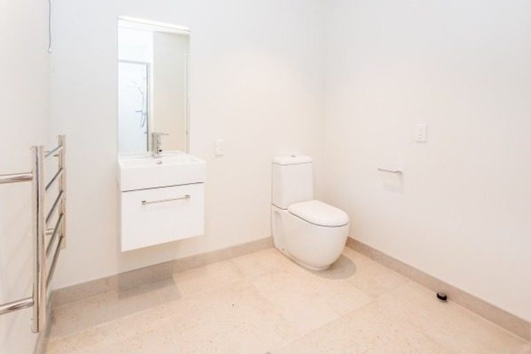 Photo of property in 20 Hereford Street, Christchurch Central, Christchurch, 8013