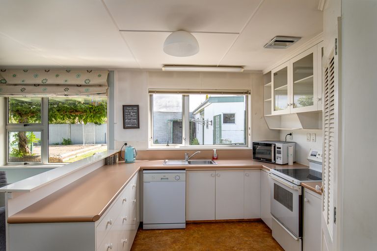 Photo of property in 20 Eureka Street, Alexandra, 9320