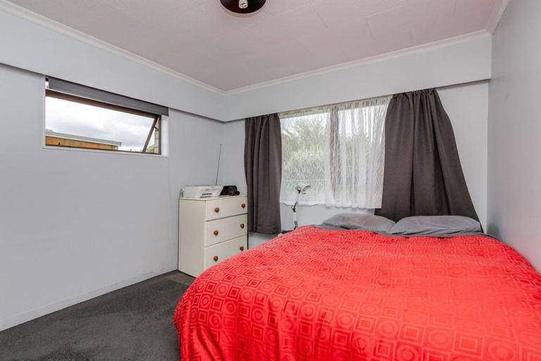 Photo of property in 14 George Street, Dannevirke, 4930
