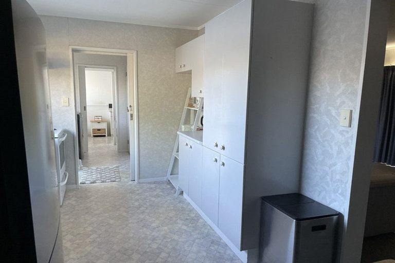 Photo of property in 32a Aquarius Drive, Kawaha Point, Rotorua, 3010