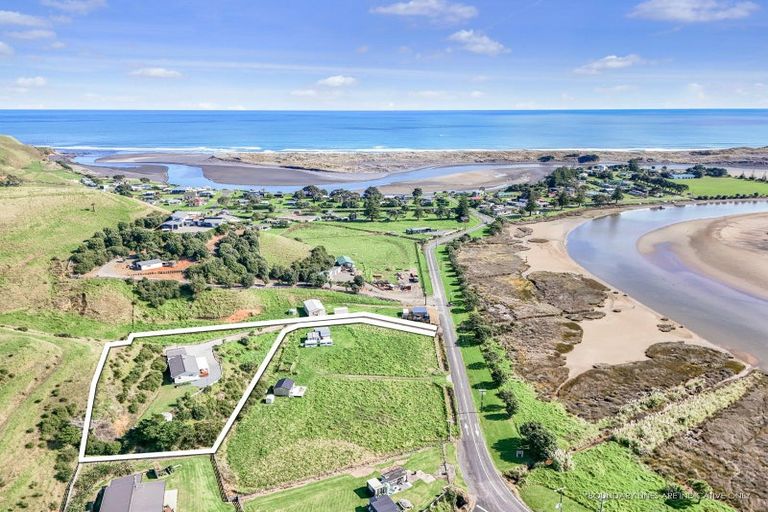 Photo of property in 1441 Marokopa Road, Marokopa, Te Kuiti, 3988