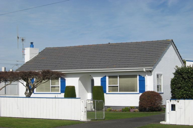 Photo of property in 1 Rimu Street, Gonville, Whanganui, 4501