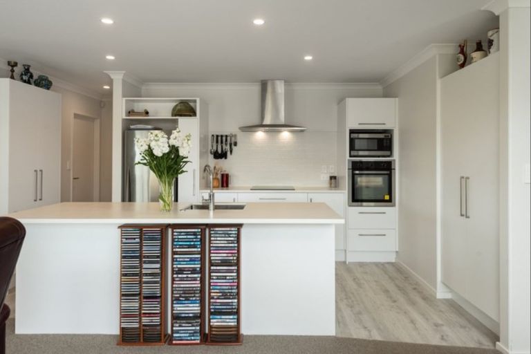 Photo of property in 79 Dunkeld Drive, Papamoa, 3118