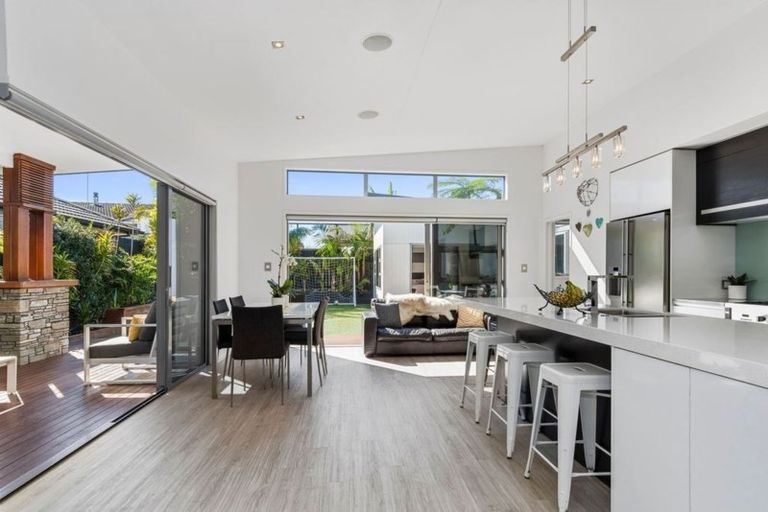 Photo of property in 9 Excelsa Place, Papamoa Beach, Papamoa, 3118