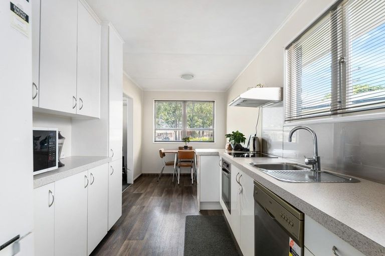 Photo of property in 27 Kent Street, Picton, 7220