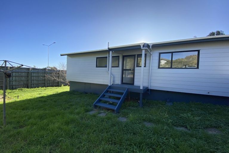 Photo of property in 6/17a Idesia Place, Totara Heights, Auckland, 2105