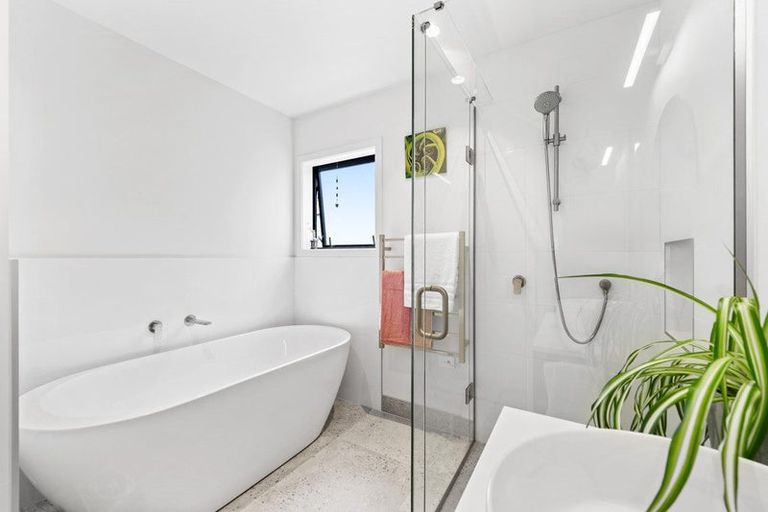 Photo of property in 3 Sierra Pine Road, Hobsonville, Auckland, 0616