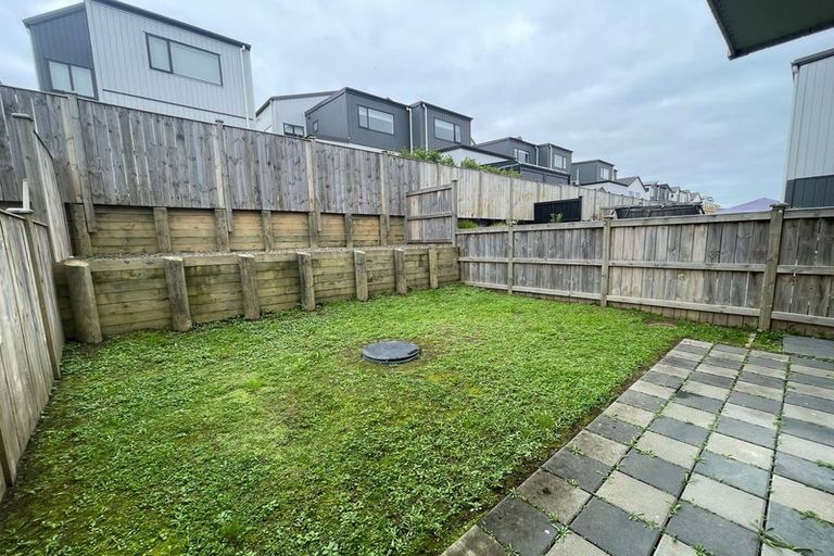 Photo of property in 12 Hearth Street, Flat Bush, Auckland, 2019