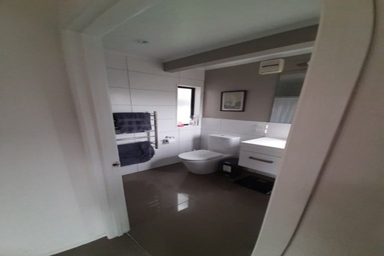 Photo of property in 4/45 Rawene Road, Birkenhead, Auckland, 0626