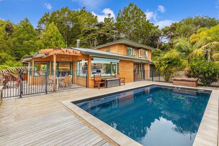 Photo of property in 1075 Huia Road, Huia, Auckland, 0604