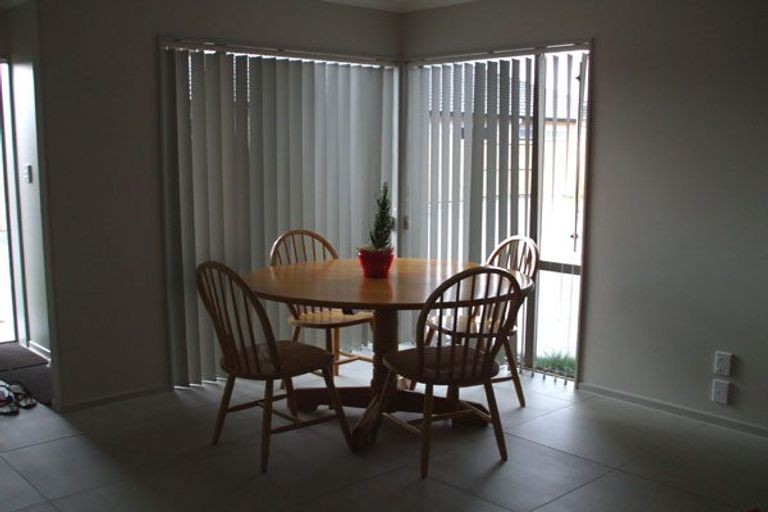 Photo of property in 15 Sophies Way, Papamoa Beach, Papamoa, 3118