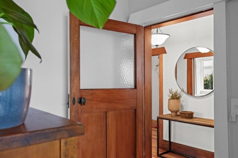 Photo of property in 190 Vigor Brown Street, Napier South, Napier, 4110