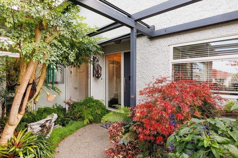 Photo of property in 42 Stewart Crescent, Hokowhitu, Palmerston North, 4410