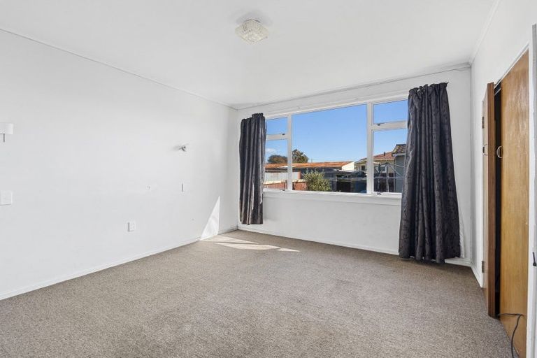 Photo of property in 1 Strange Street, Waitara, 4320