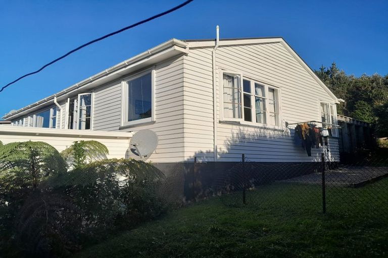 Photo of property in 44 Haumia Street, Johnsonville, Wellington, 6037