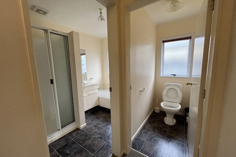 Photo of property in 1/169 Whites Line East, Waiwhetu, Lower Hutt, 5010