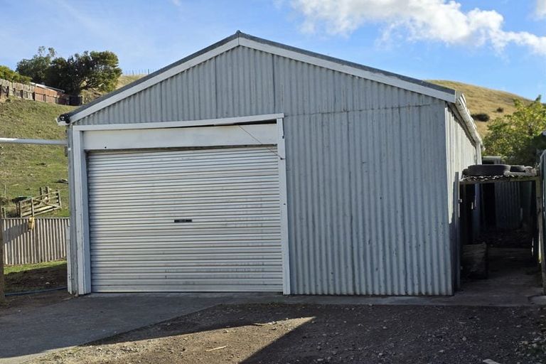 Photo of property in 12 Whangaimoana Beach Road, Whangaimoana, Featherston, 5772