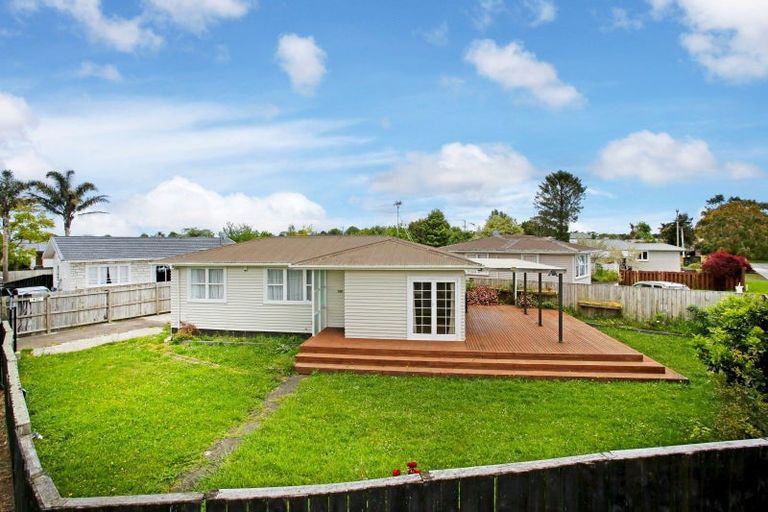 Photo of property in 1/1 Cooper Place, Papakura, 2110