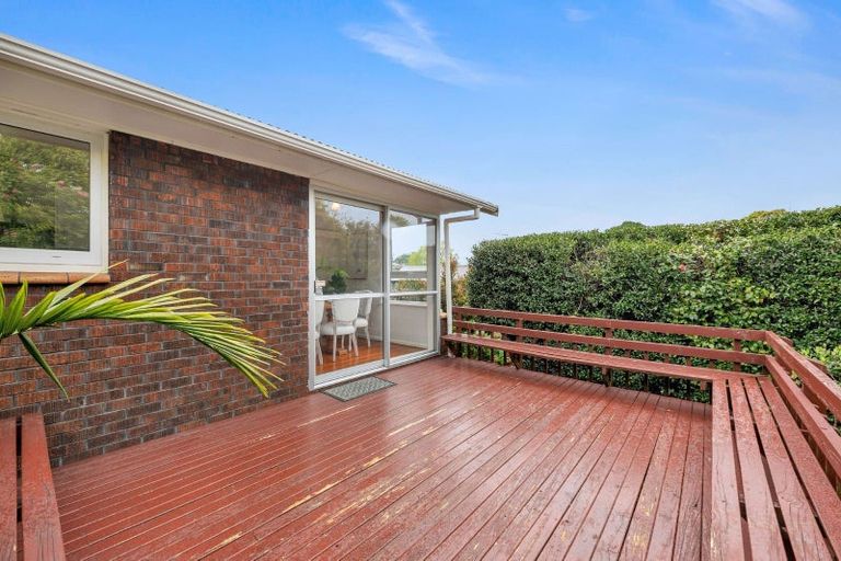 Photo of property in 16 Blue Gum Rise, Sunnyhills, Auckland, 2010