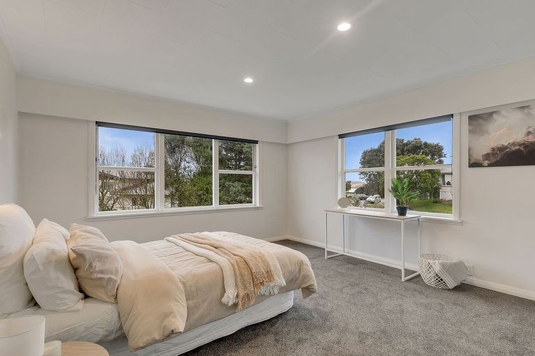 Photo of property in 48 Ernest Street, Ranui, Porirua, 5024