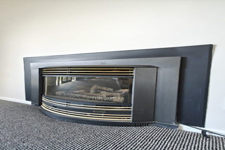 Photo of property in 1 Glenreagh Place, Torbay, Auckland, 0630