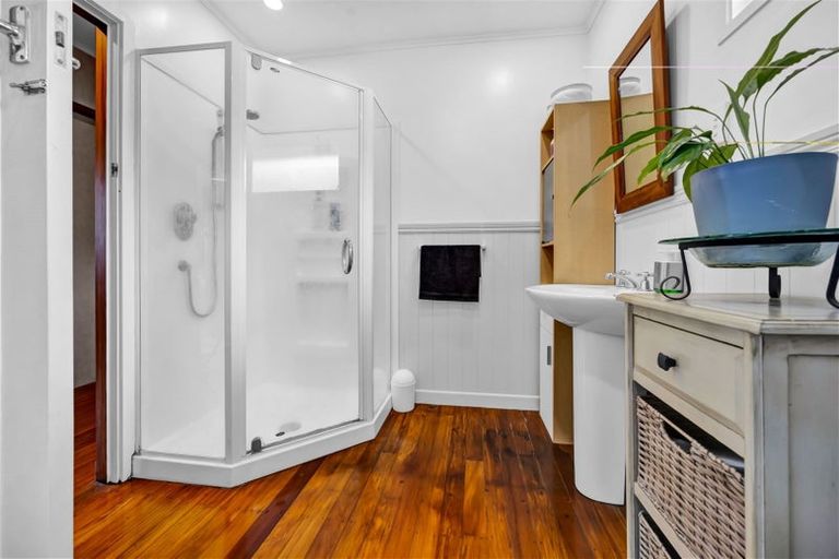 Photo of property in 361 Corbett Road, Paraite, New Plymouth, 4373