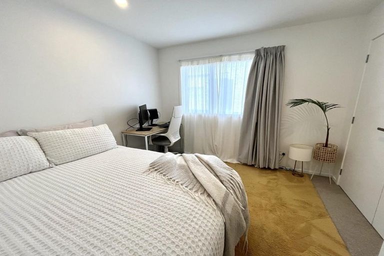 Photo of property in 8 Ngae Place, Mangere East, Auckland, 2024