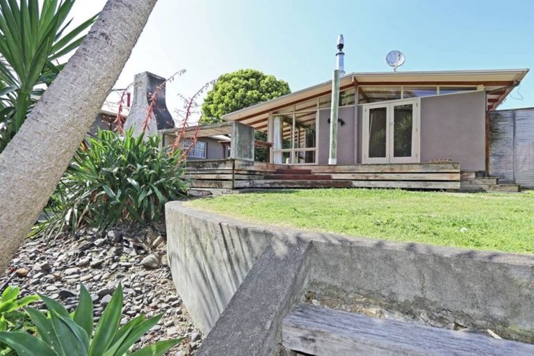 Photo of property in 7 Gillies Crescent, Waimarama, Havelock North, 4294