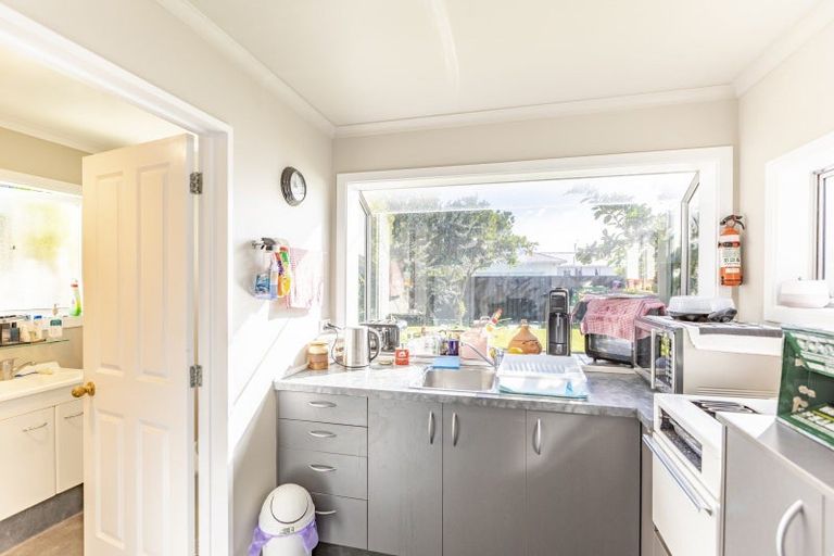 Photo of property in 13 Arnold Street, Onekawa, Napier, 4110