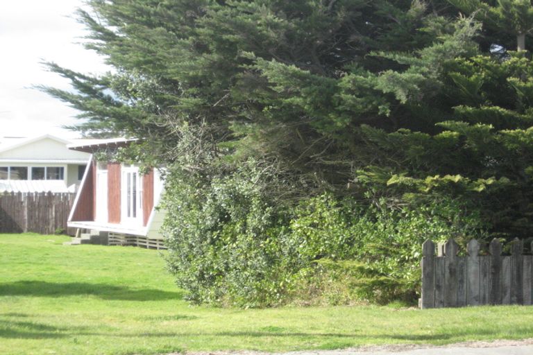 Photo of property in 36 Rua Avenue, Waitarere Beach, Levin, 5510