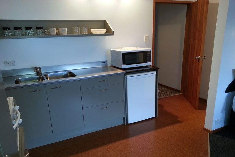 Photo of property in 4 Sunrise Boulevard, Snells Beach, 0920