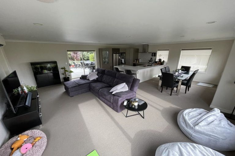 Photo of property in 22 Lysaght Place, Welcome Bay, Tauranga, 3112