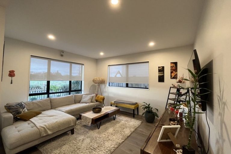 Photo of property in 4 Minhas Road, Papakura, 2110