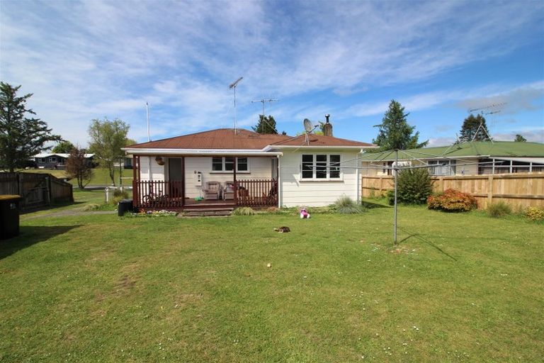 Photo of property in 208 Balmoral Drive, Tokoroa, 3420