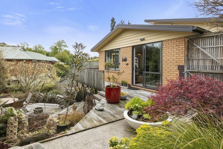 Photo of property in 6 Coach Road, Fairfield, Dunedin, 9018