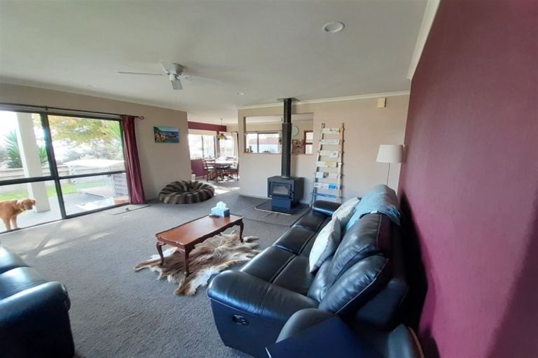 Photo of property in 49 Village Park Drive, Welcome Bay, Tauranga, 3112